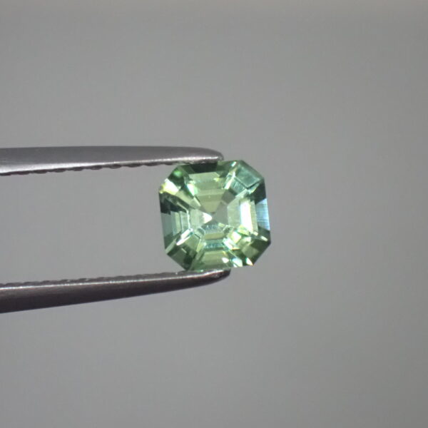 多色性◎輝き◎ミントトルマリン 0.489ct