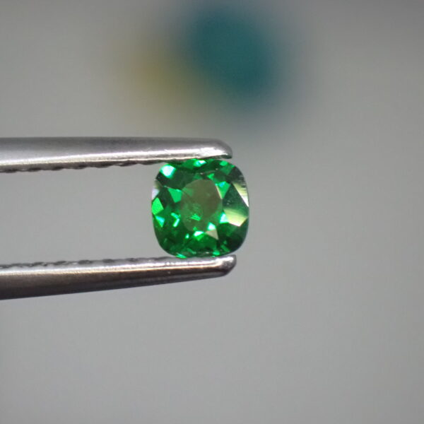 深く美しいネオングリーン☆ツァボライト 0.232ct