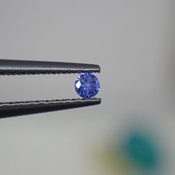鮮やかネオンヴァイオレットブルー＆カラーシフト☆奇跡のベトナム産コバルトスピネル 0.044ct