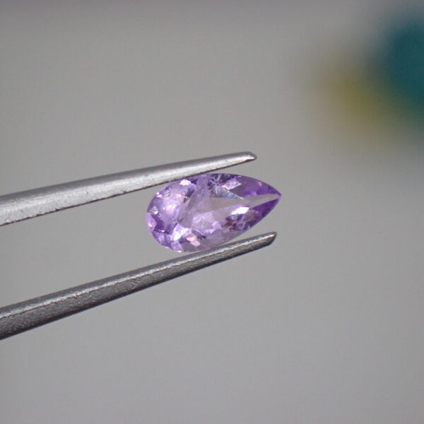透明度◎美しいパープル☆ハックマナイト 0.163ct