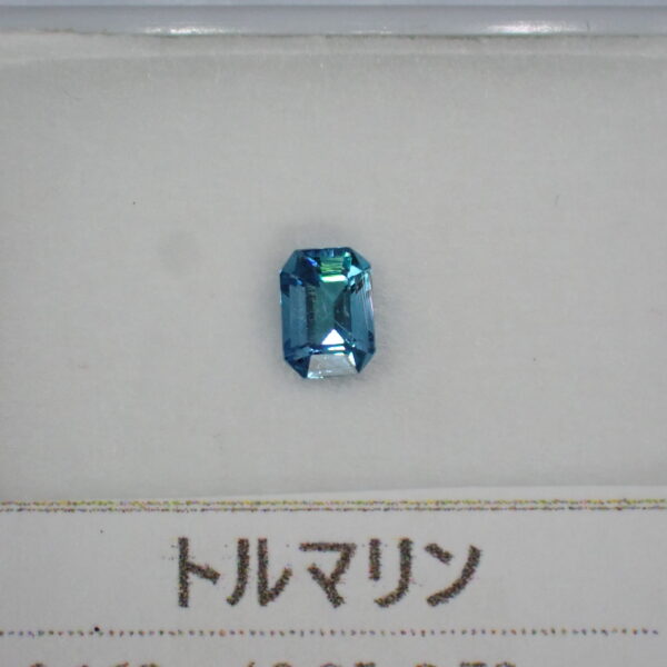 鮮やかな水色☆ネオン感のあるトルマリン 0.162ct