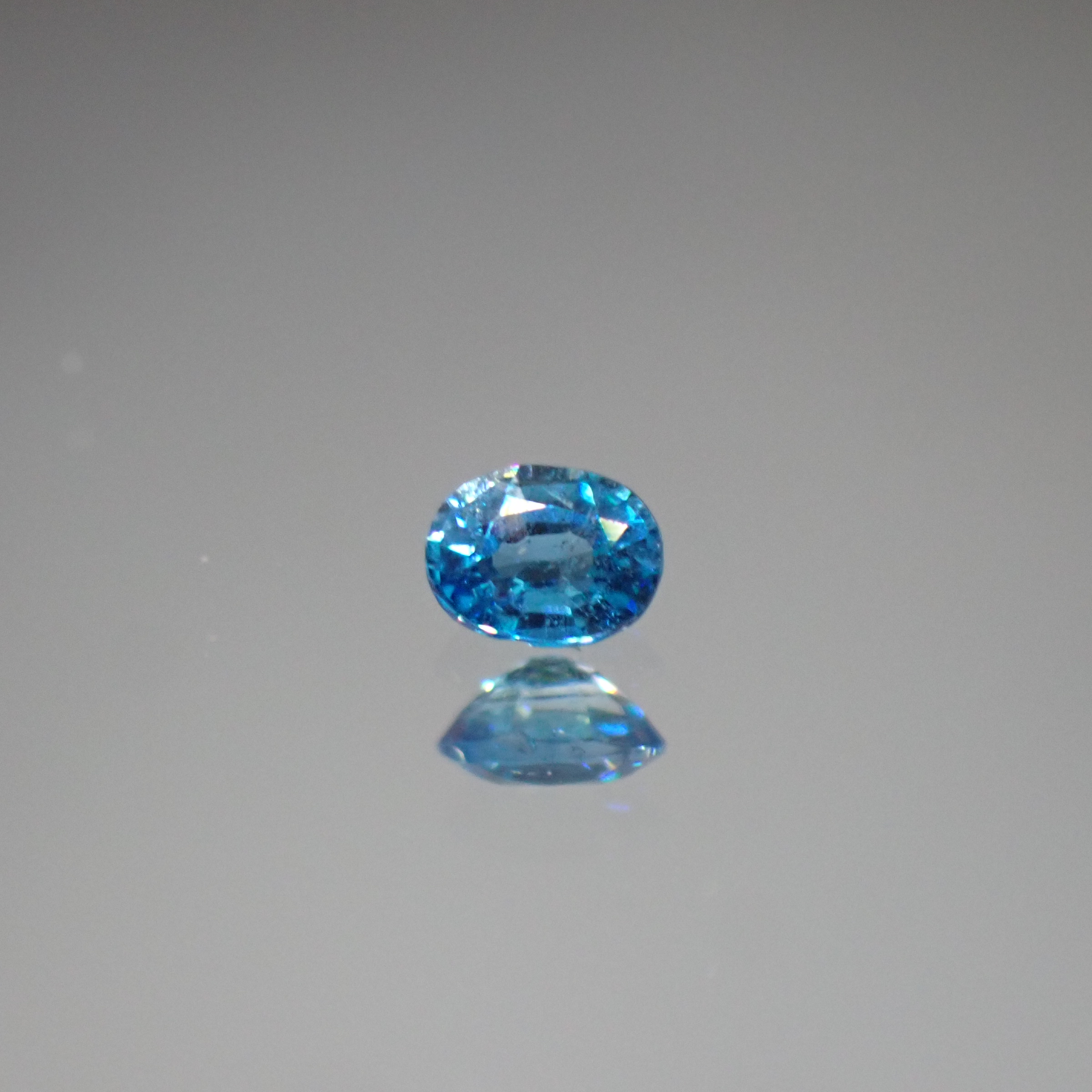 ネオン水色カラー☆ジンバブエ産ユークレース 0.043ct