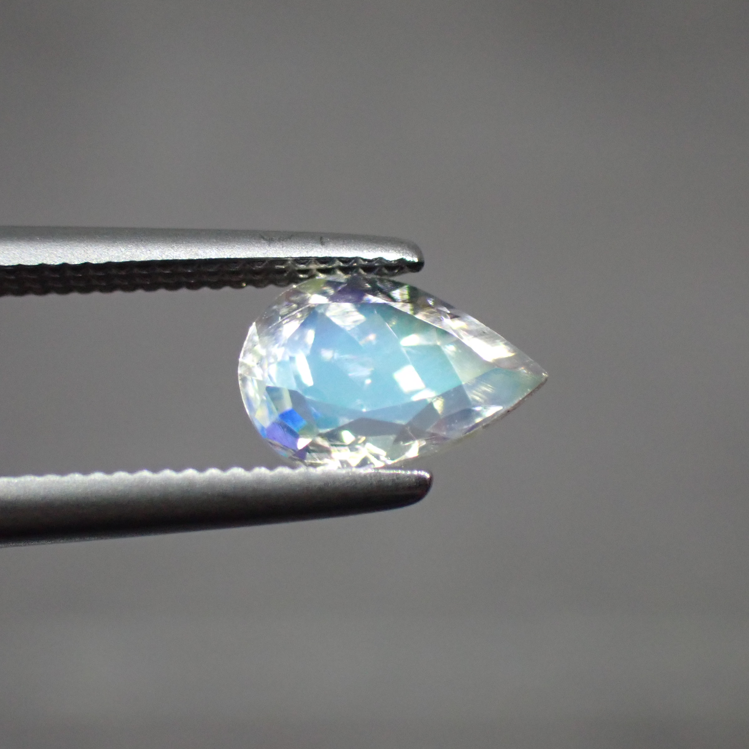 南国ラブラドレッセンス✫ラブラドライト 0.644ct | 宝石つむり