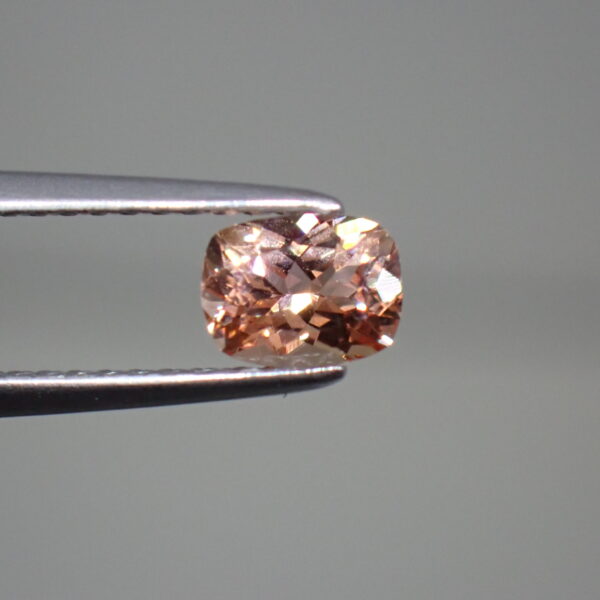 美しいシェリーカラー☆インペリアルトパーズ 0.545ct