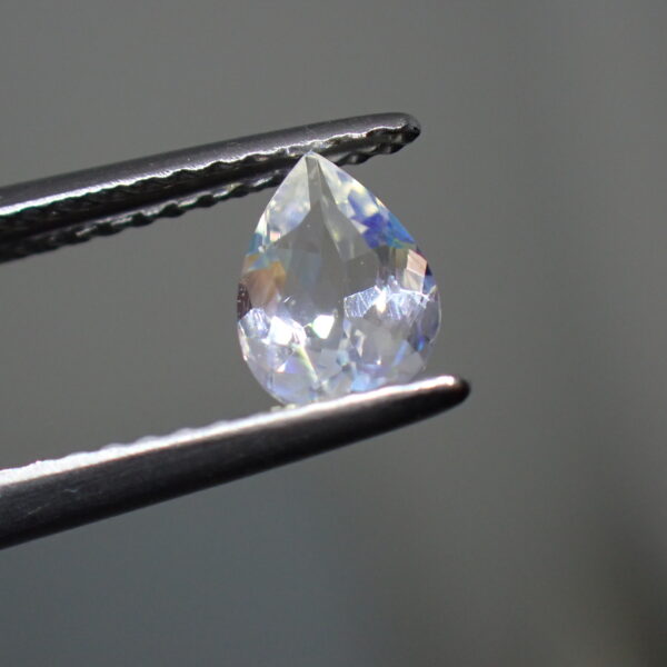 傾けるたびにカラフルラブラドレッセンス☆ラブラドライト 0.496ct