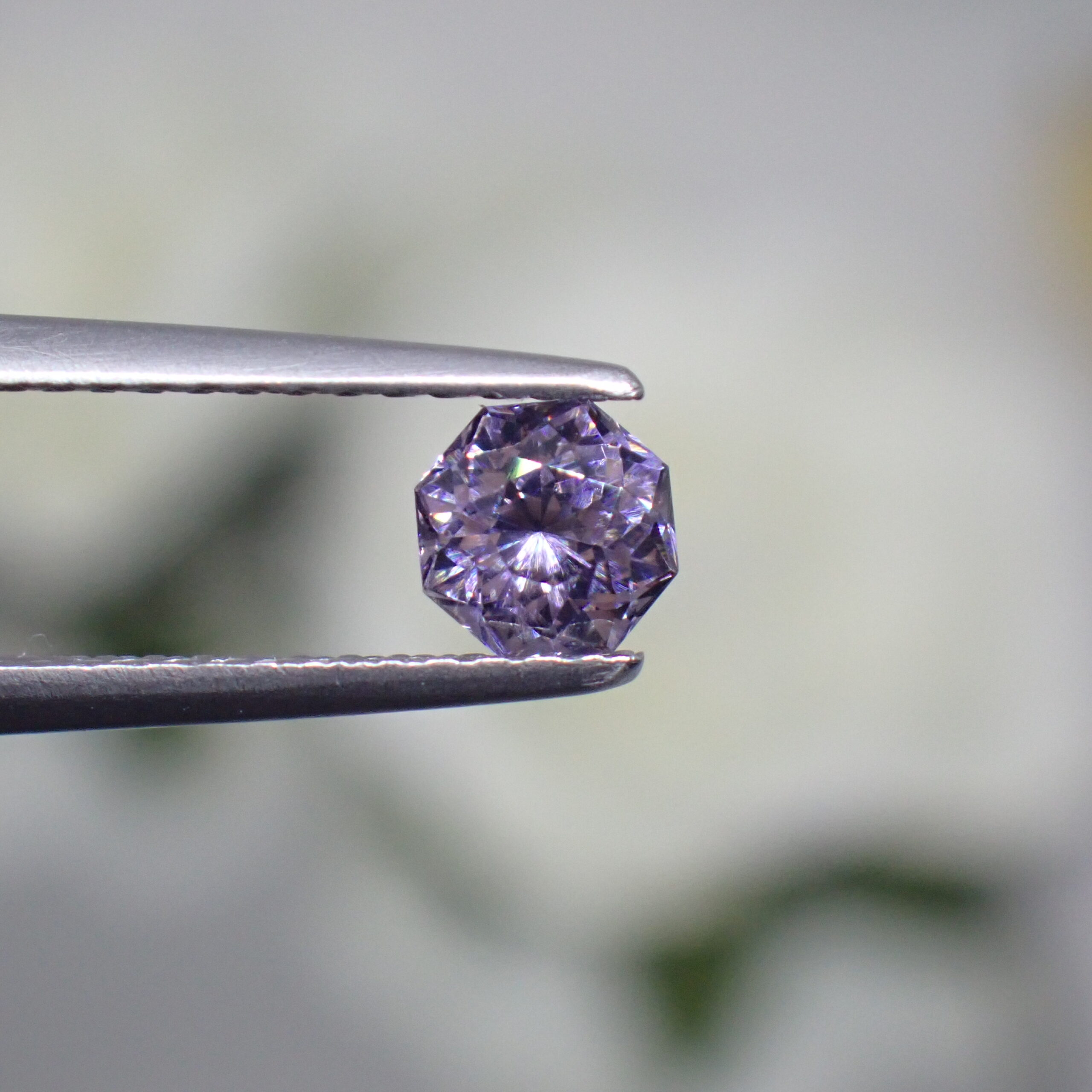 3兆円カット☆ミャンマー産のヴァイオレットカラー スピネル0.428ct