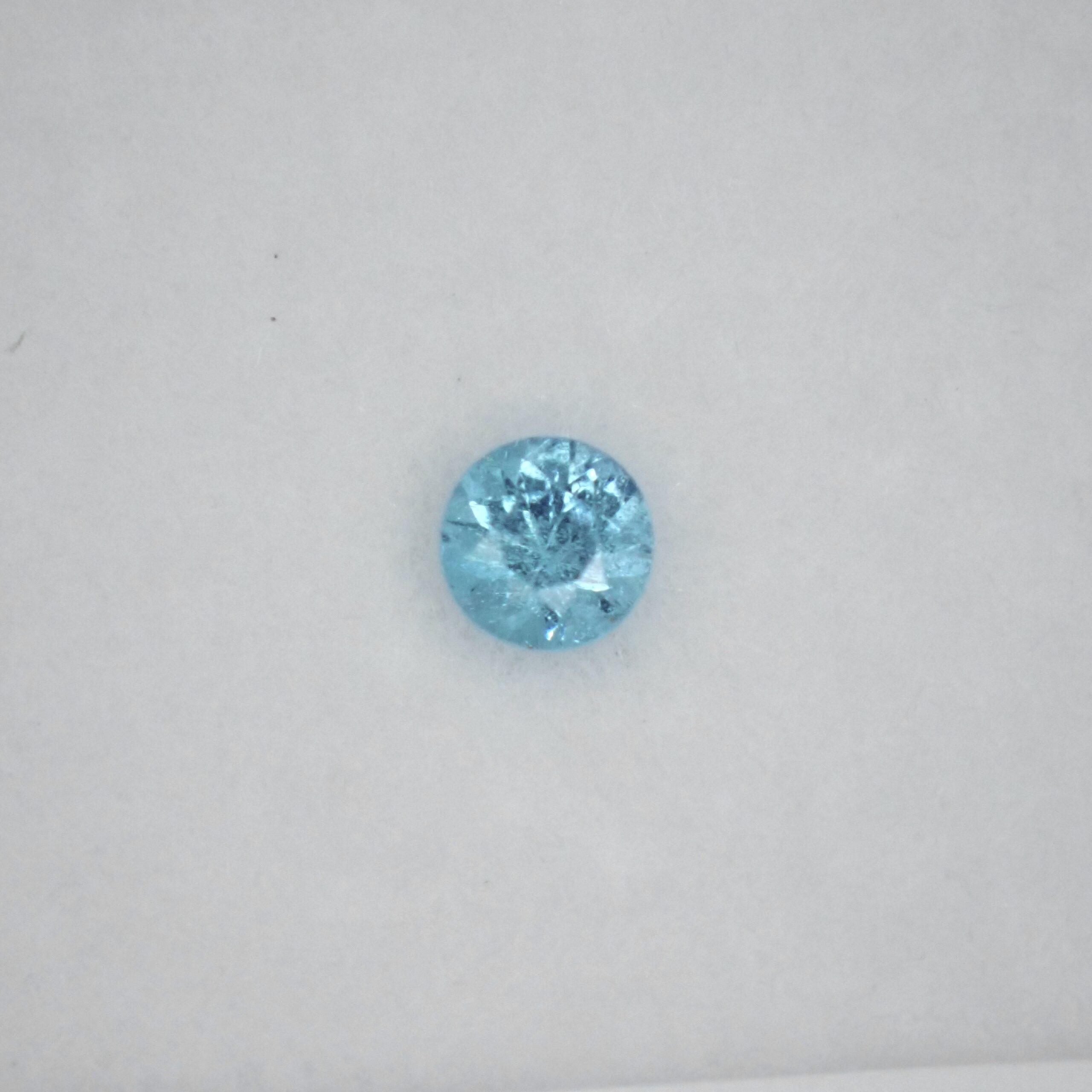 鮮やかな水色☆キラっと輝きも楽しめるパライバトルマリン 0.032ct