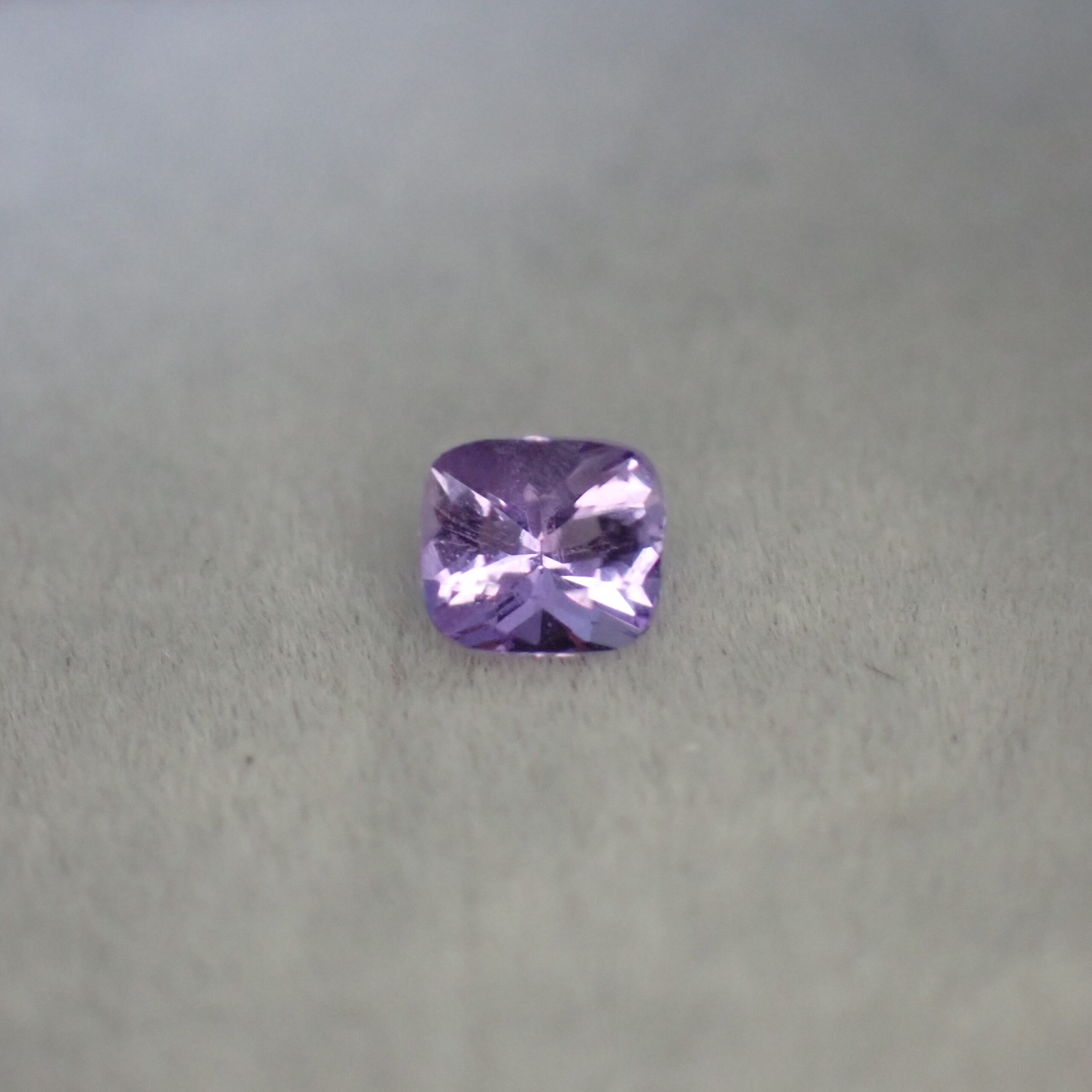 【透明感×劇的テネブレッセンス】アフガニスタン産ハックマナイト 0.138ct